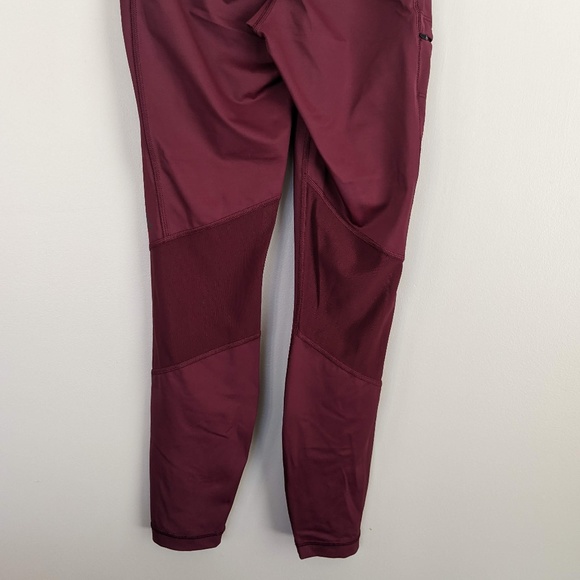 Lolë leggings with mesh panels and two pockets, unworn! XS - Picture 6 of 10